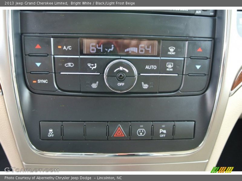 Bright White / Black/Light Frost Beige 2013 Jeep Grand Cherokee Limited