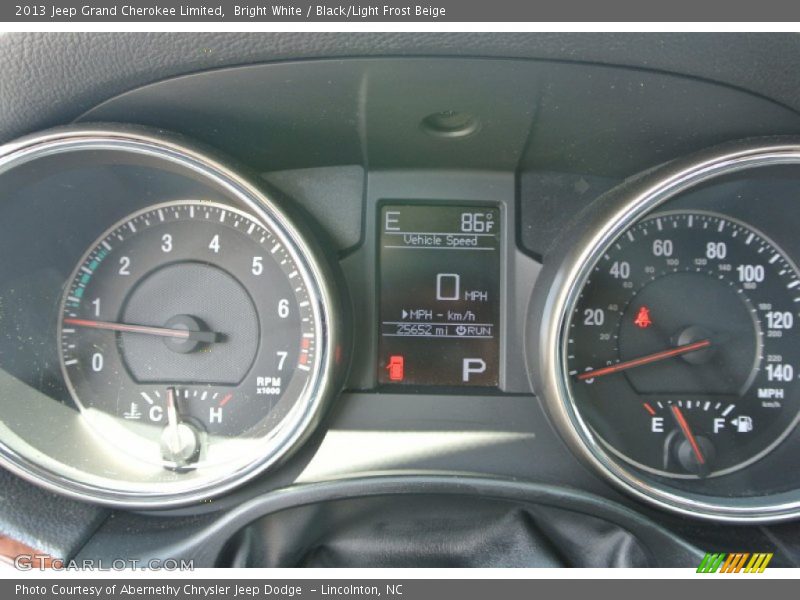 Bright White / Black/Light Frost Beige 2013 Jeep Grand Cherokee Limited