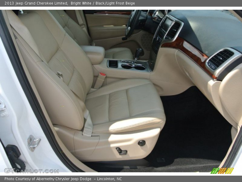 Bright White / Black/Light Frost Beige 2013 Jeep Grand Cherokee Limited