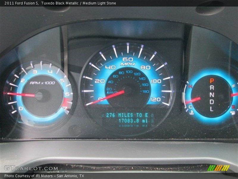 Tuxedo Black Metallic / Medium Light Stone 2011 Ford Fusion S