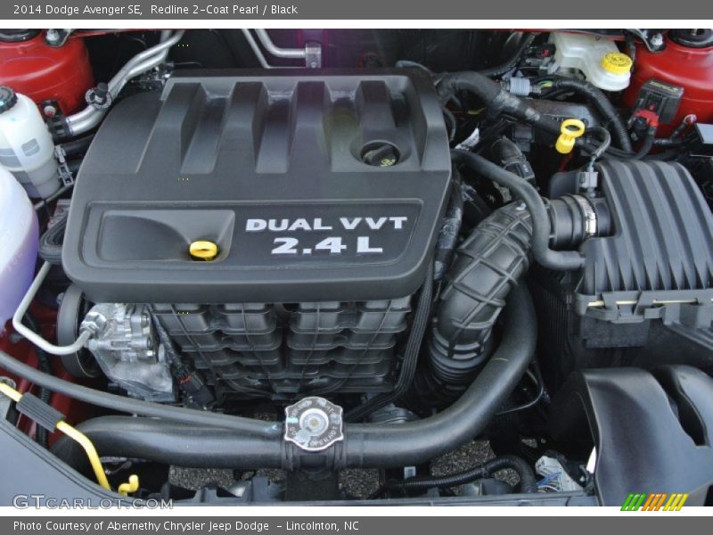 Redline 2-Coat Pearl / Black 2014 Dodge Avenger SE
