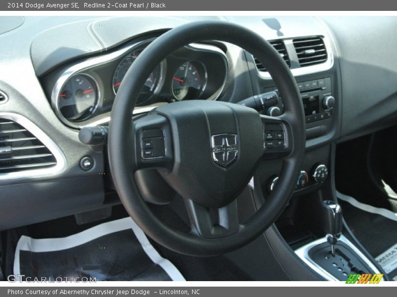 Redline 2-Coat Pearl / Black 2014 Dodge Avenger SE