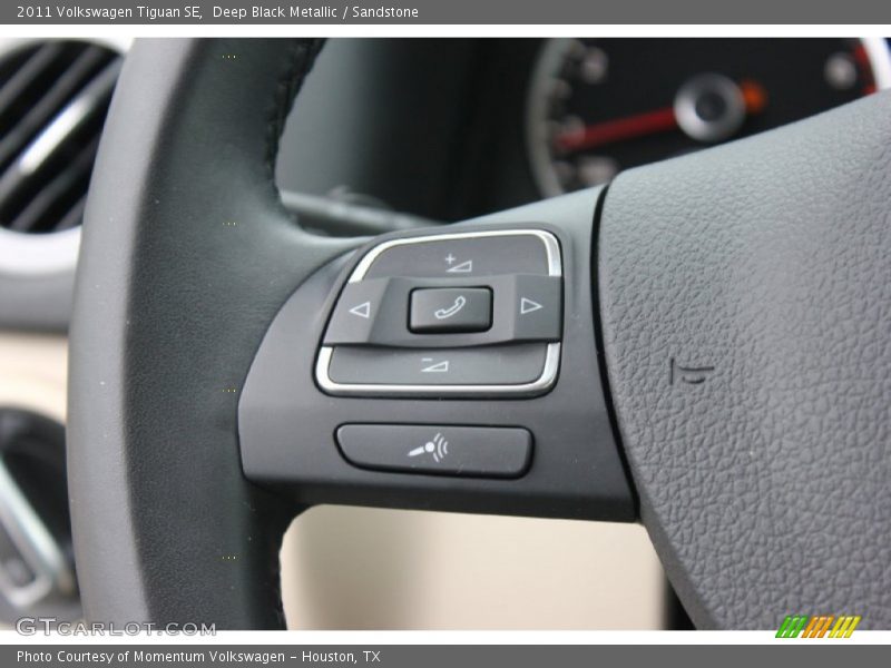 Deep Black Metallic / Sandstone 2011 Volkswagen Tiguan SE