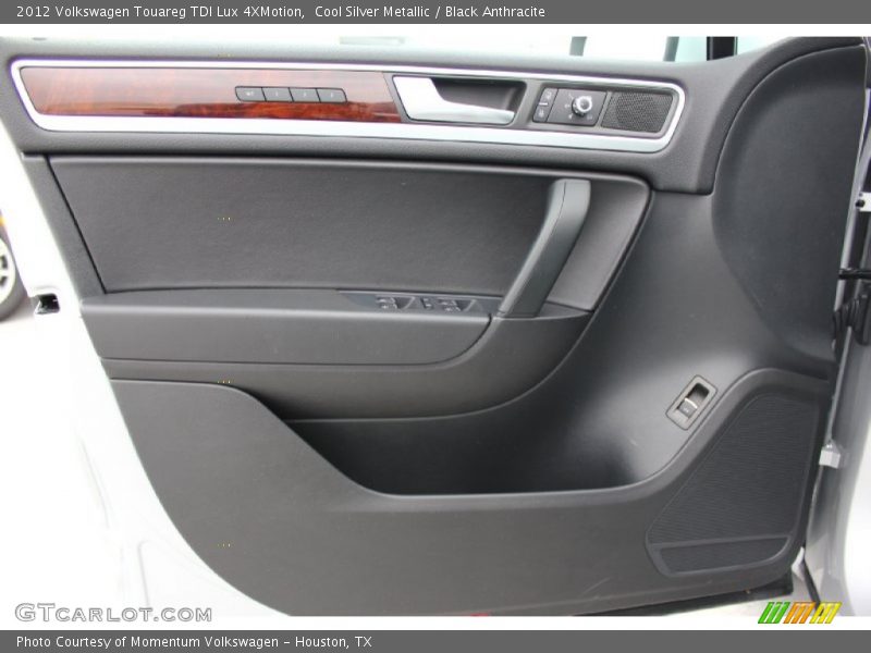 Cool Silver Metallic / Black Anthracite 2012 Volkswagen Touareg TDI Lux 4XMotion