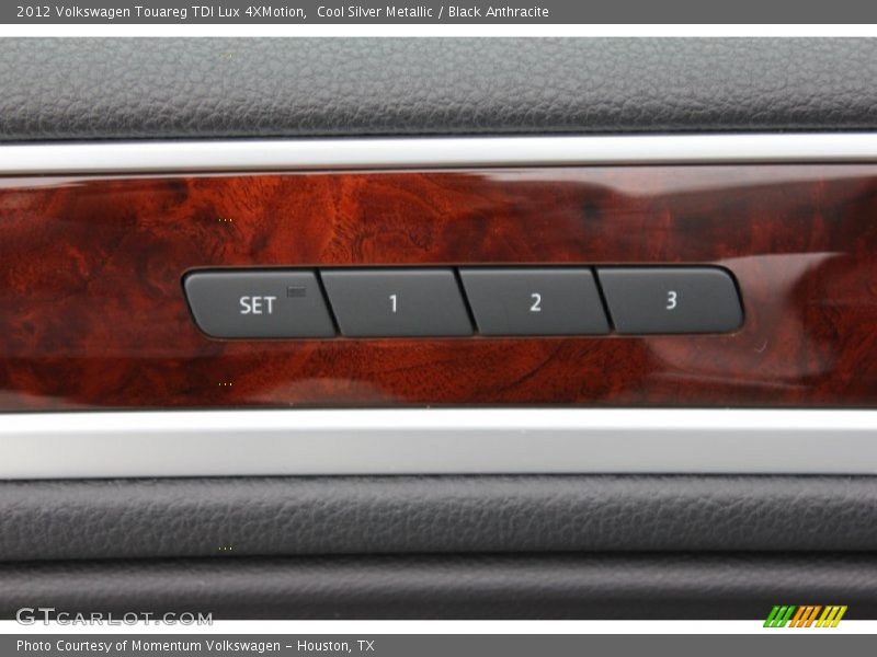 Cool Silver Metallic / Black Anthracite 2012 Volkswagen Touareg TDI Lux 4XMotion