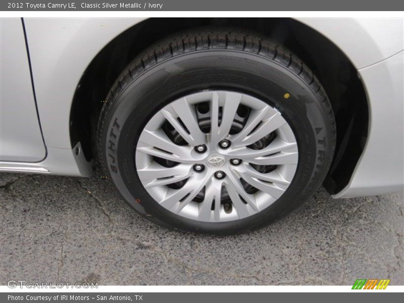 Classic Silver Metallic / Ivory 2012 Toyota Camry LE