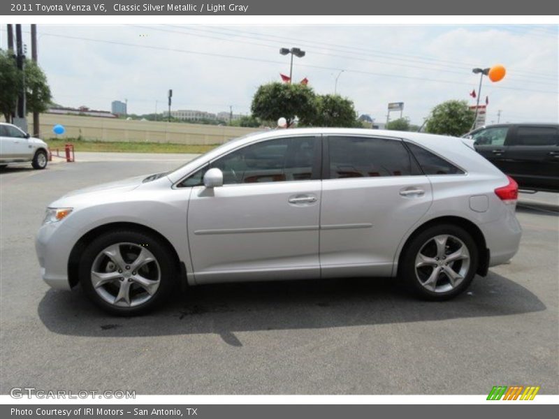 Classic Silver Metallic / Light Gray 2011 Toyota Venza V6