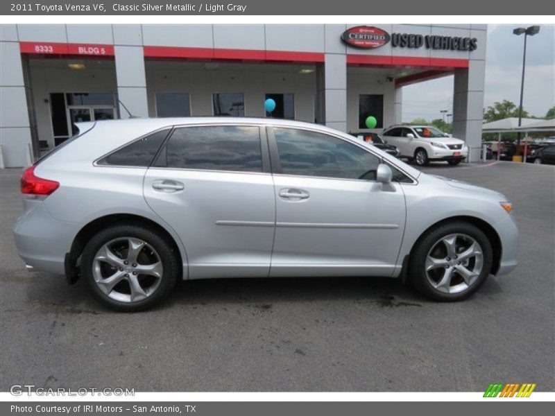 Classic Silver Metallic / Light Gray 2011 Toyota Venza V6
