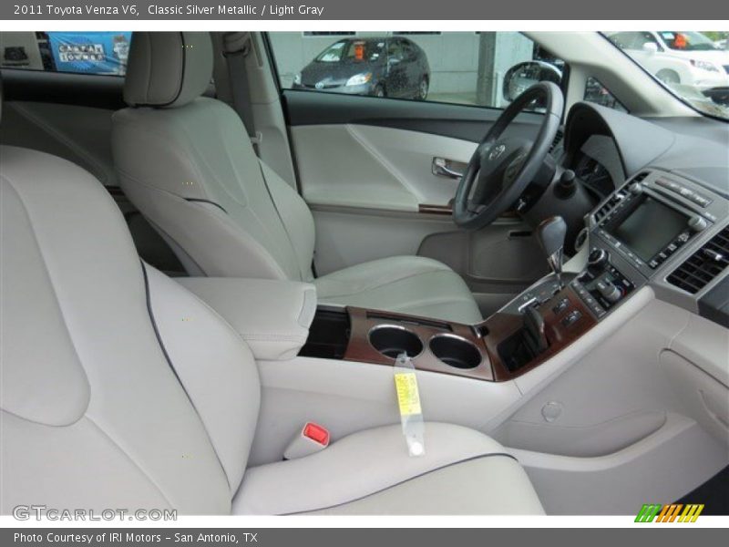Classic Silver Metallic / Light Gray 2011 Toyota Venza V6