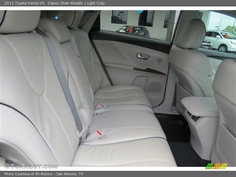 Classic Silver Metallic / Light Gray 2011 Toyota Venza V6