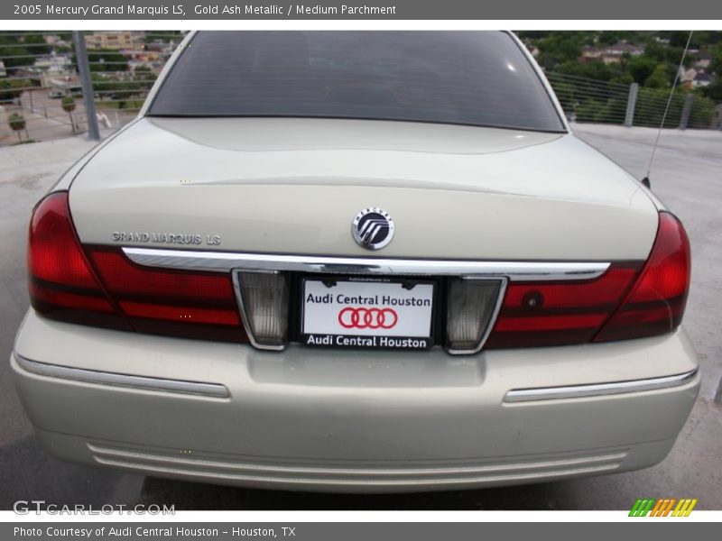 Gold Ash Metallic / Medium Parchment 2005 Mercury Grand Marquis LS