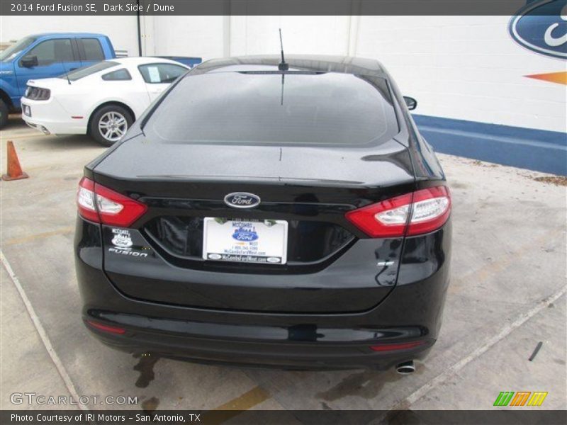 Dark Side / Dune 2014 Ford Fusion SE