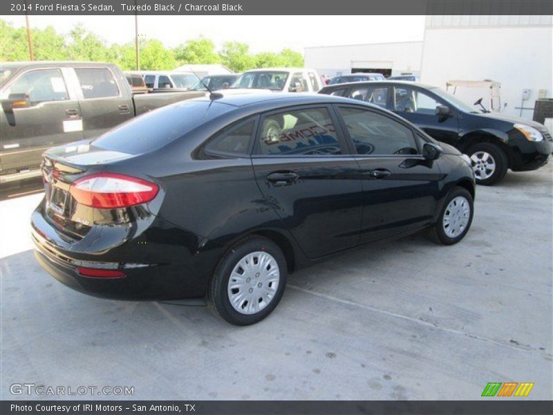 Tuxedo Black / Charcoal Black 2014 Ford Fiesta S Sedan