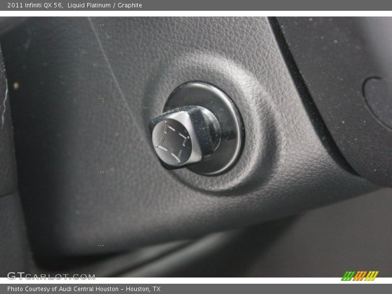 Liquid Platinum / Graphite 2011 Infiniti QX 56