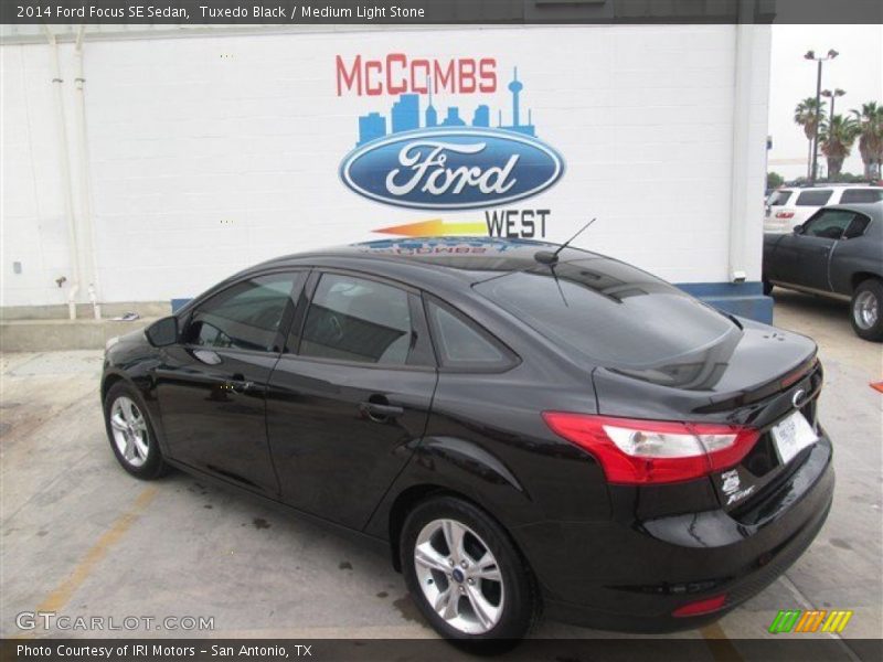 Tuxedo Black / Medium Light Stone 2014 Ford Focus SE Sedan