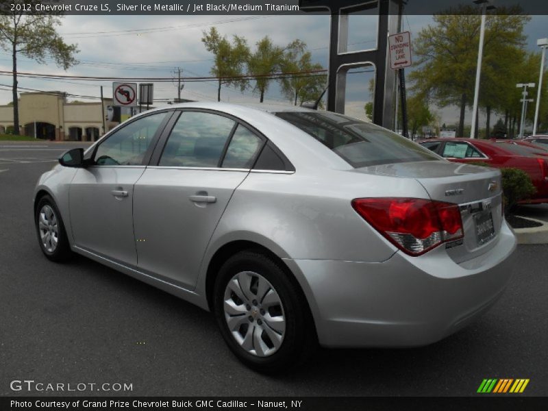 Silver Ice Metallic / Jet Black/Medium Titanium 2012 Chevrolet Cruze LS