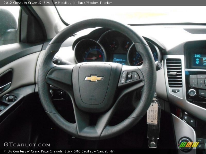 Silver Ice Metallic / Jet Black/Medium Titanium 2012 Chevrolet Cruze LS