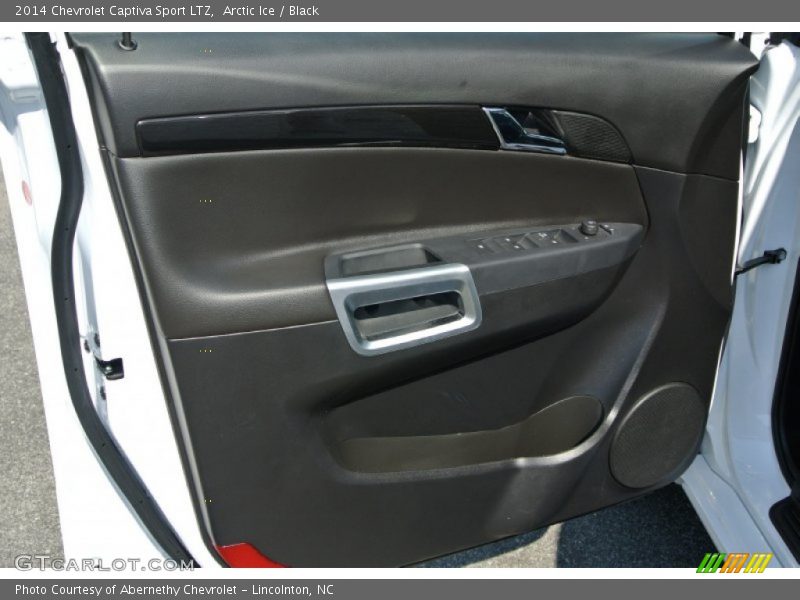 Arctic Ice / Black 2014 Chevrolet Captiva Sport LTZ