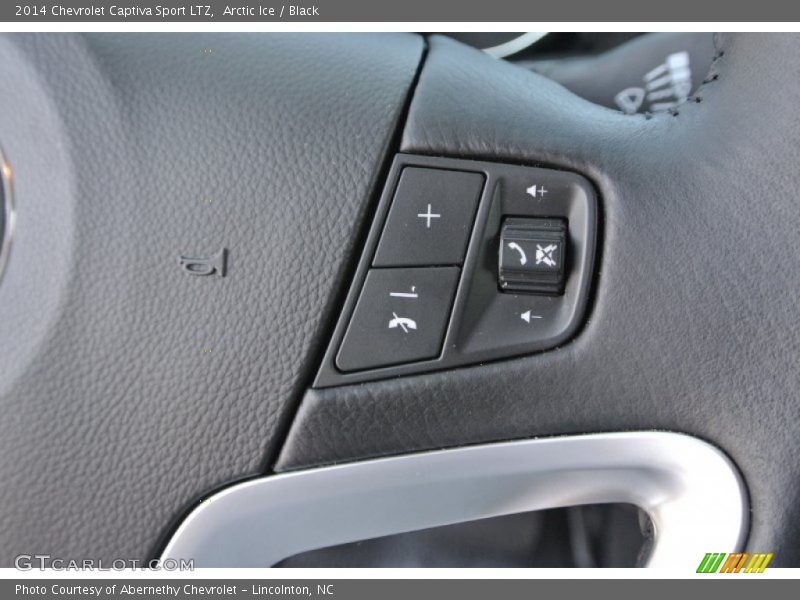Arctic Ice / Black 2014 Chevrolet Captiva Sport LTZ