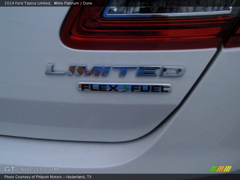 White Platinum / Dune 2014 Ford Taurus Limited