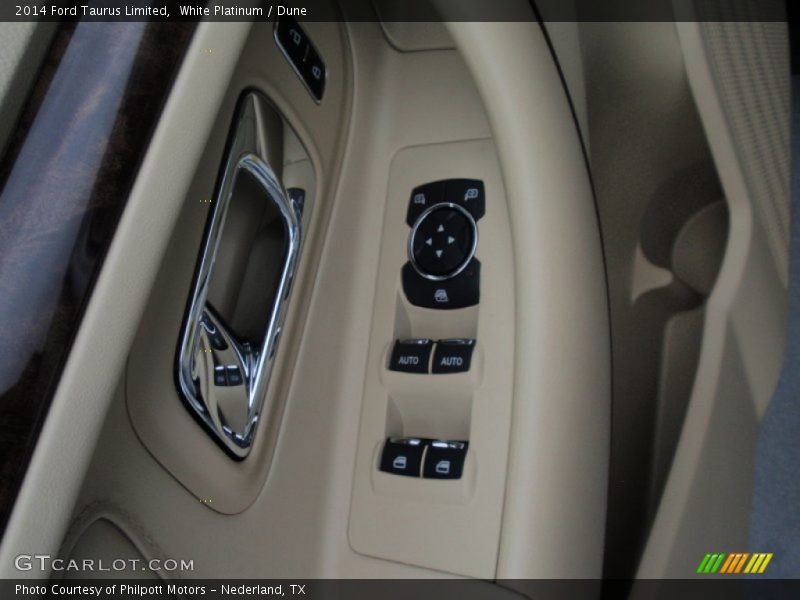White Platinum / Dune 2014 Ford Taurus Limited