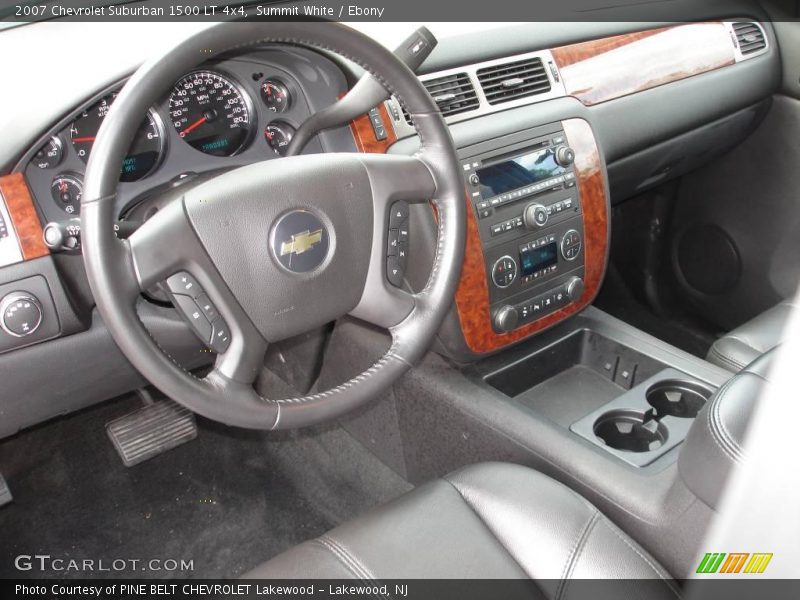 Summit White / Ebony 2007 Chevrolet Suburban 1500 LT 4x4