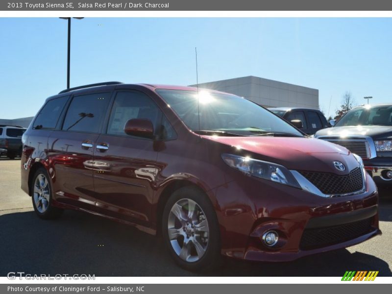 Salsa Red Pearl / Dark Charcoal 2013 Toyota Sienna SE