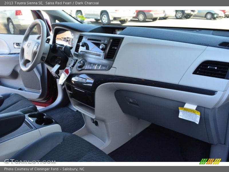 Salsa Red Pearl / Dark Charcoal 2013 Toyota Sienna SE