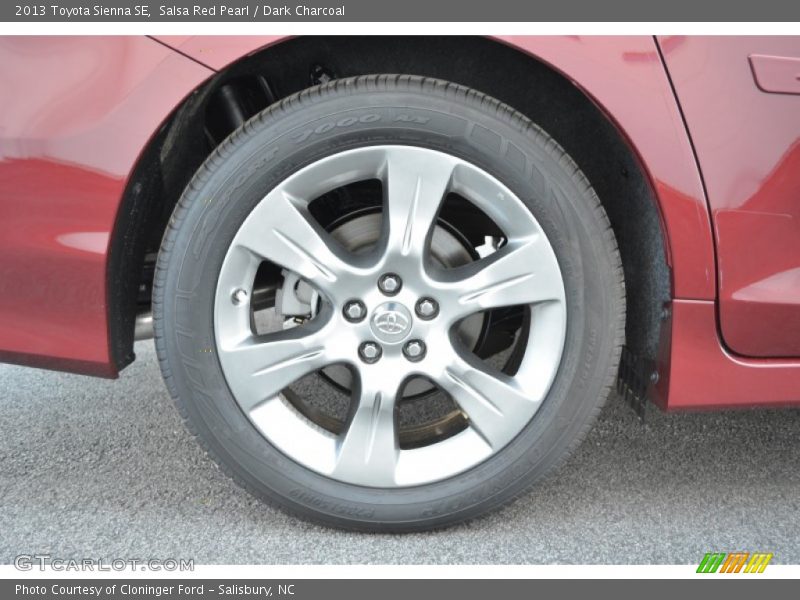 Salsa Red Pearl / Dark Charcoal 2013 Toyota Sienna SE