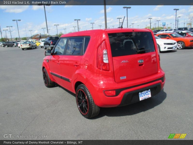 Molten Red / Black Cloth 2013 Kia Soul 1.6