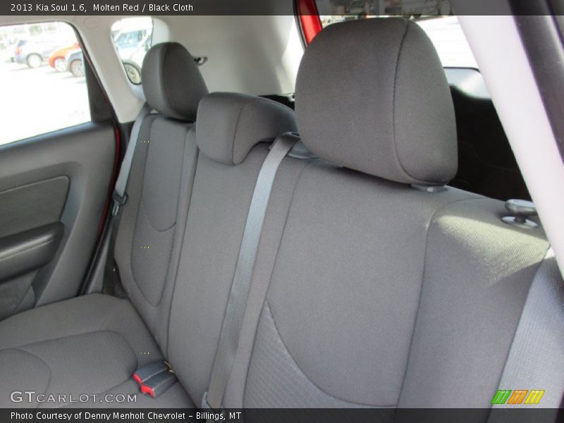 Molten Red / Black Cloth 2013 Kia Soul 1.6