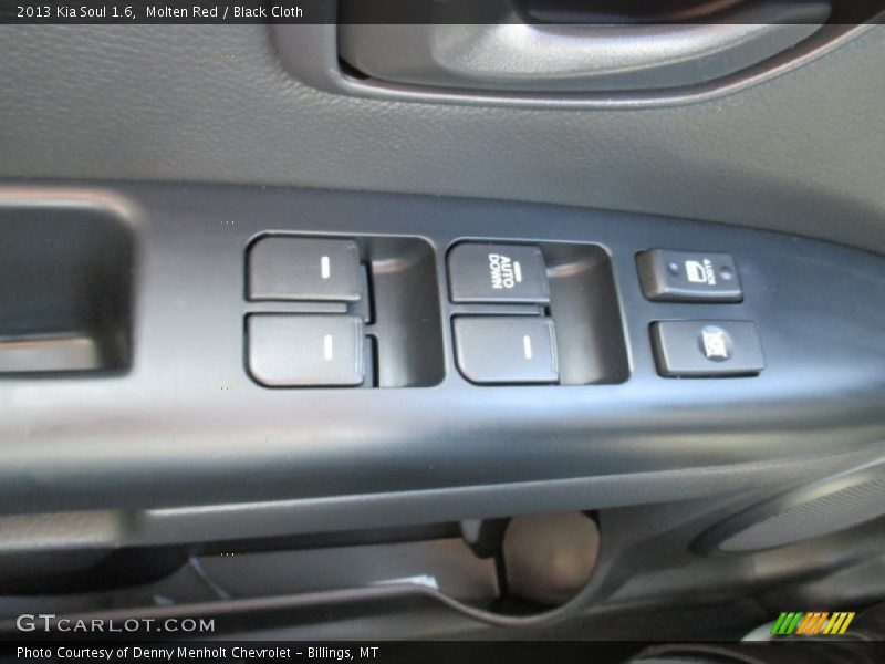 Molten Red / Black Cloth 2013 Kia Soul 1.6