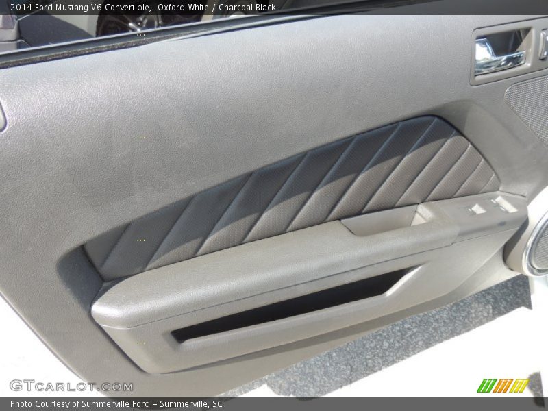 Oxford White / Charcoal Black 2014 Ford Mustang V6 Convertible
