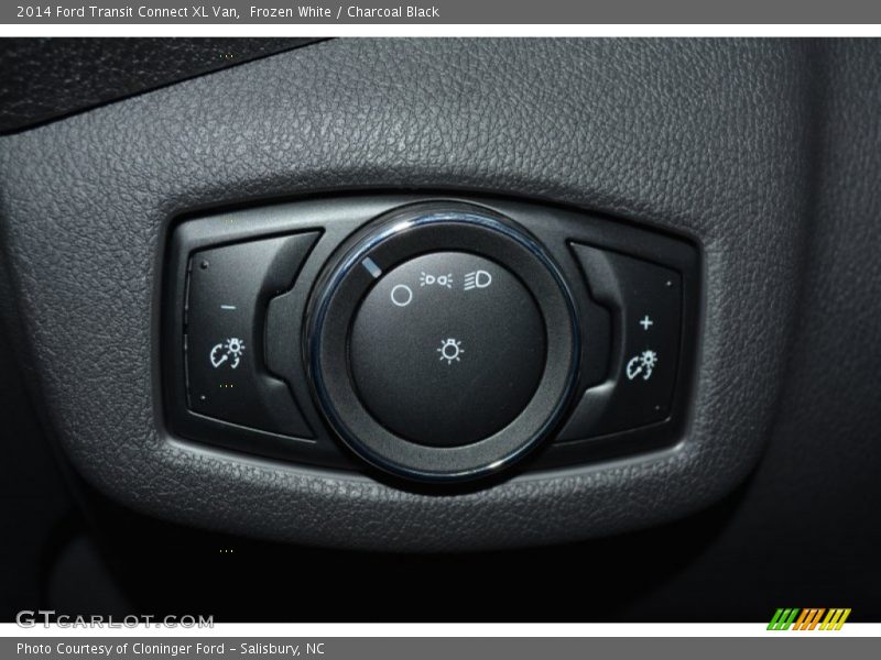 Frozen White / Charcoal Black 2014 Ford Transit Connect XL Van