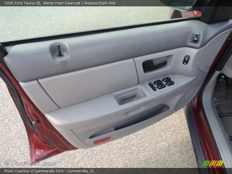 Door Panel of 2005 Taurus SE