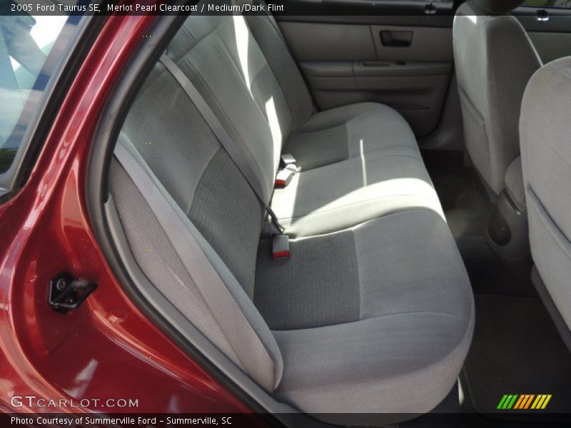 Rear Seat of 2005 Taurus SE