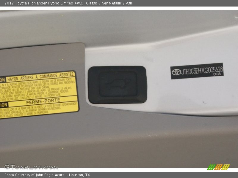 Classic Silver Metallic / Ash 2012 Toyota Highlander Hybrid Limited 4WD