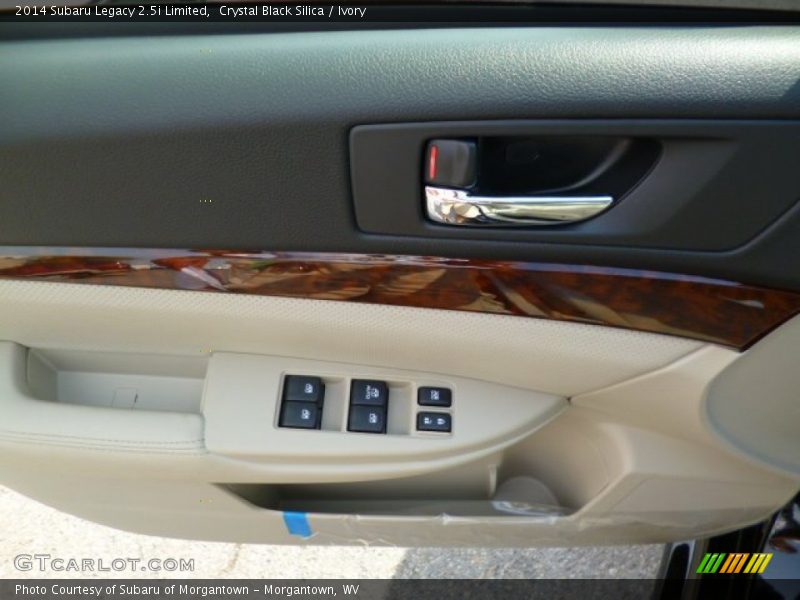 Crystal Black Silica / Ivory 2014 Subaru Legacy 2.5i Limited