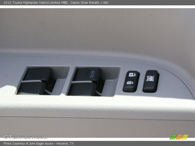 Classic Silver Metallic / Ash 2012 Toyota Highlander Hybrid Limited 4WD