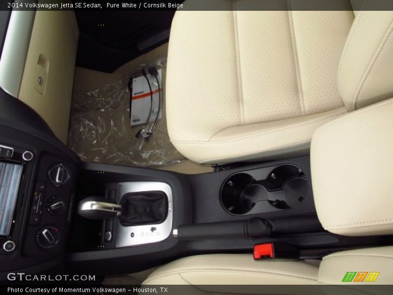 Pure White / Cornsilk Beige 2014 Volkswagen Jetta SE Sedan