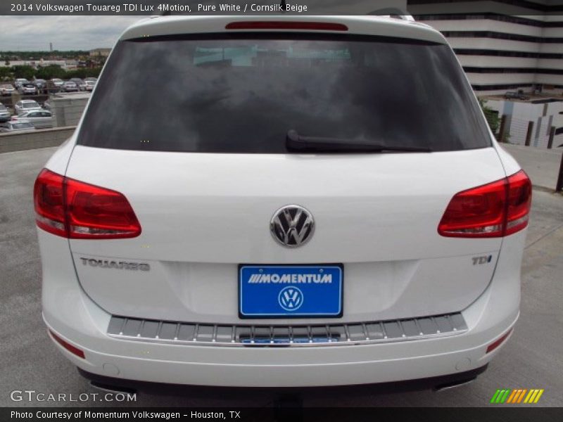 Pure White / Cornsilk Beige 2014 Volkswagen Touareg TDI Lux 4Motion