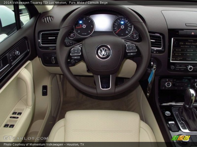 Pure White / Cornsilk Beige 2014 Volkswagen Touareg TDI Lux 4Motion