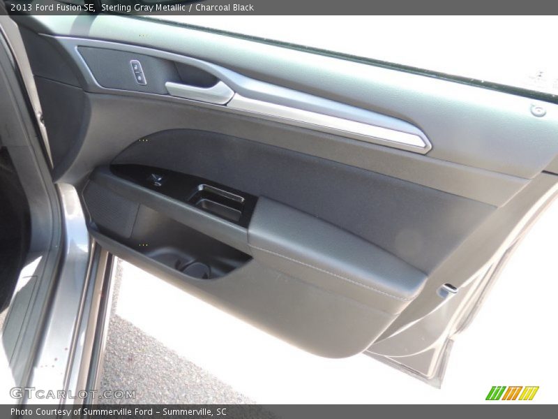 Sterling Gray Metallic / Charcoal Black 2013 Ford Fusion SE
