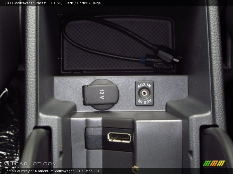 Black / Cornsilk Beige 2014 Volkswagen Passat 1.8T SE
