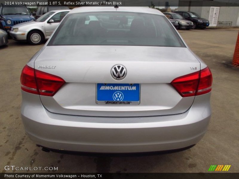 Reflex Silver Metallic / Titan Black 2014 Volkswagen Passat 1.8T S