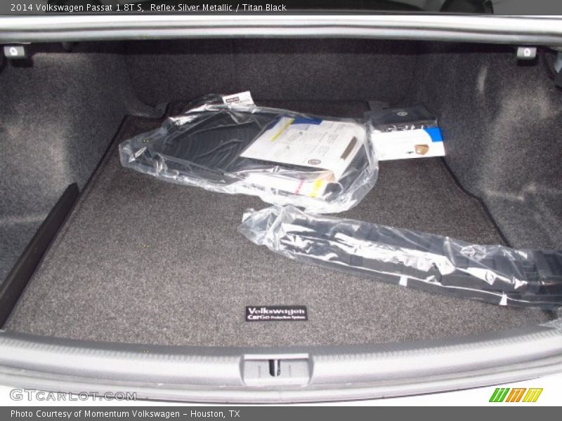 Reflex Silver Metallic / Titan Black 2014 Volkswagen Passat 1.8T S