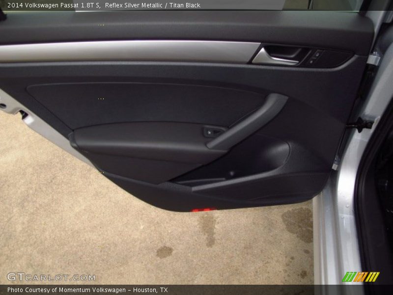 Reflex Silver Metallic / Titan Black 2014 Volkswagen Passat 1.8T S