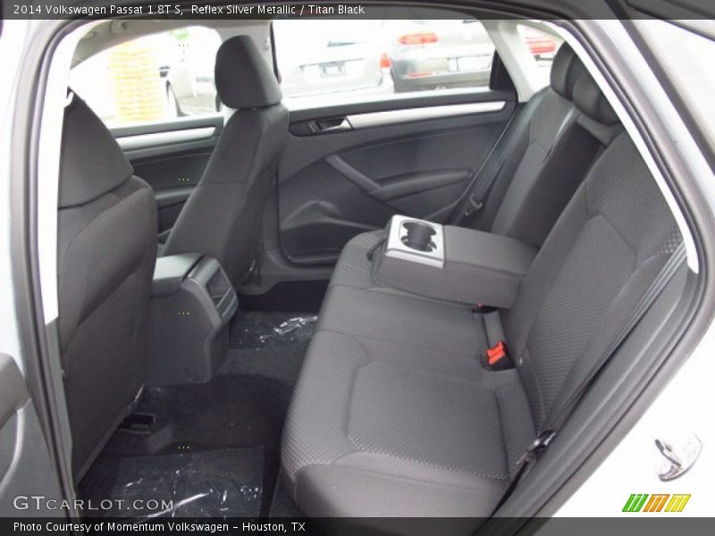 Reflex Silver Metallic / Titan Black 2014 Volkswagen Passat 1.8T S