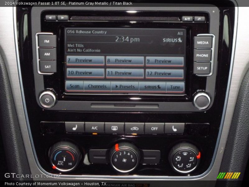 Platinum Gray Metallic / Titan Black 2014 Volkswagen Passat 1.8T SE