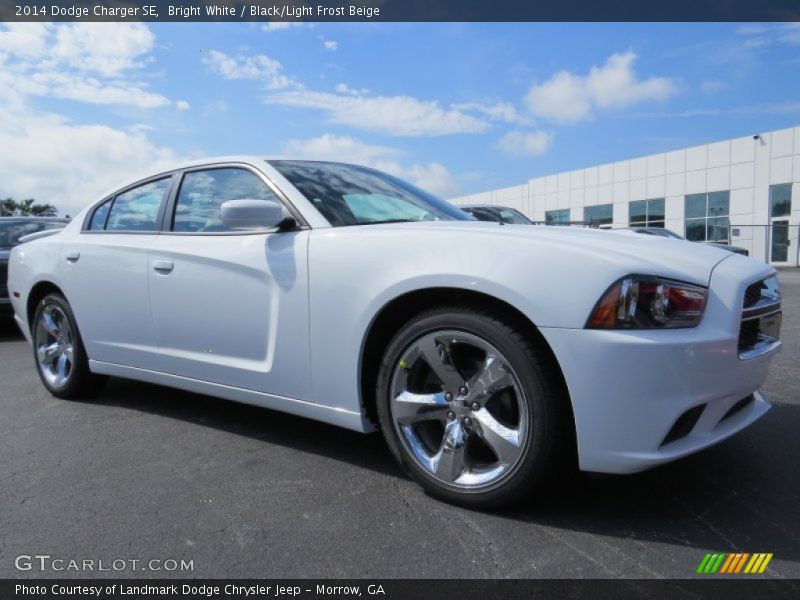 Bright White / Black/Light Frost Beige 2014 Dodge Charger SE